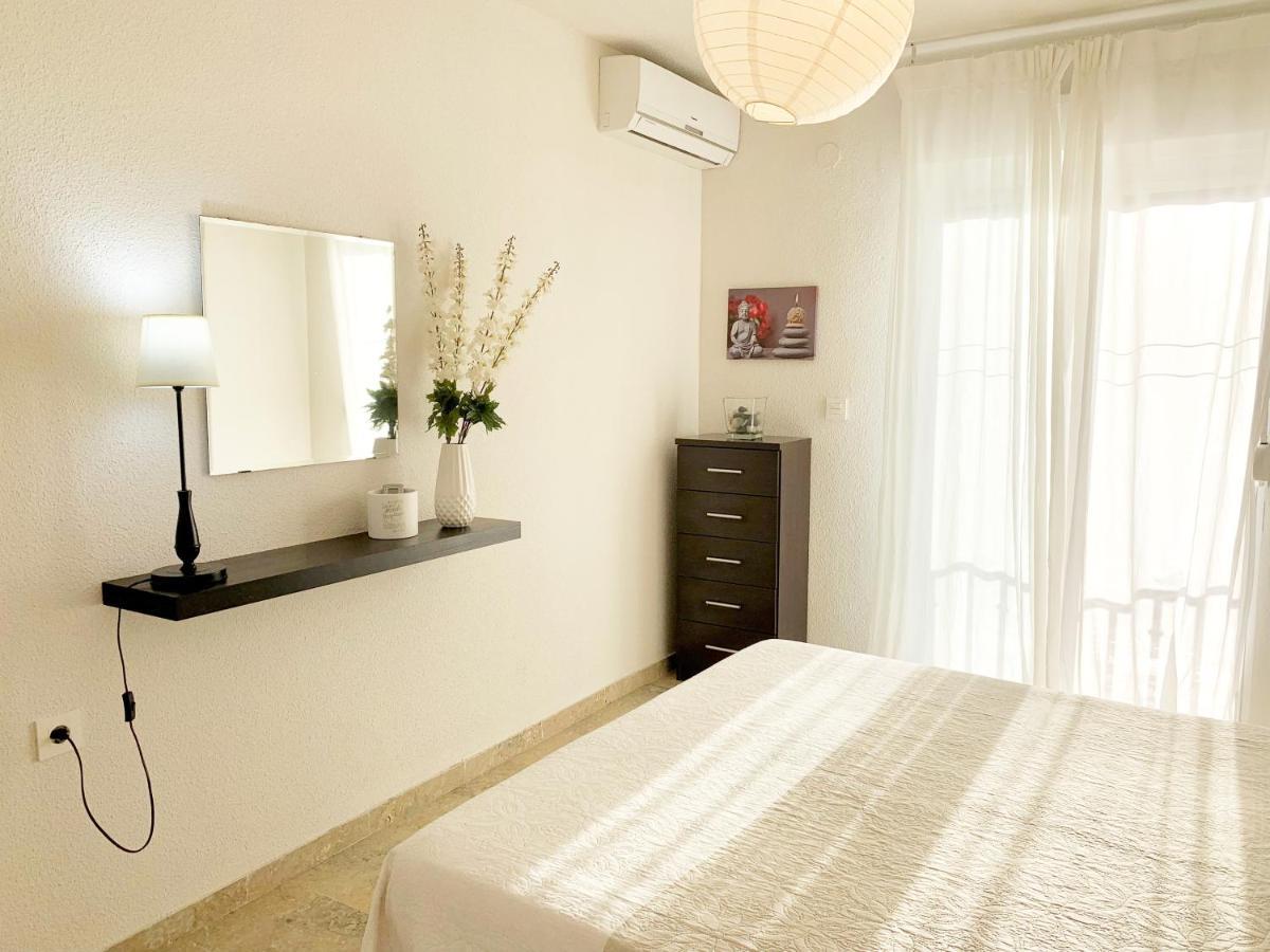 Apartamento En La Playa Con Vistas De Ensueno Almuñécar Екстериор снимка