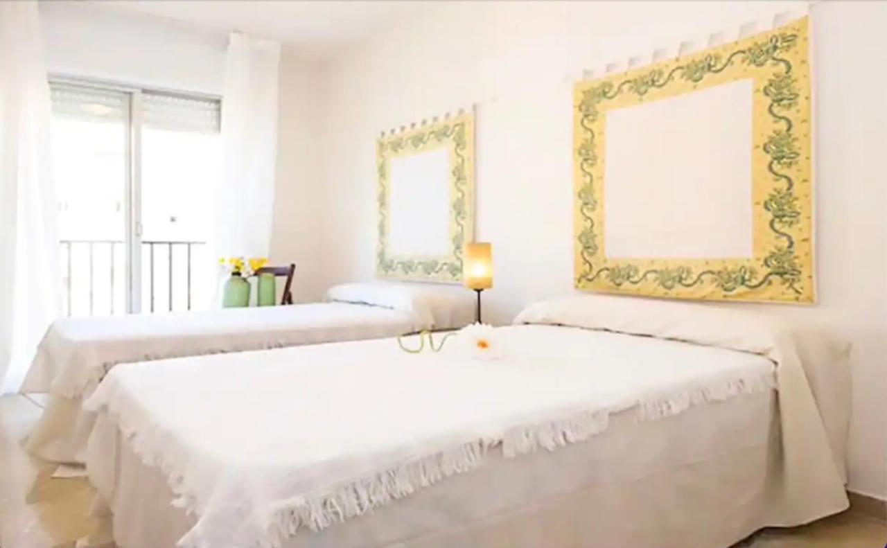 Apartamento En La Playa Con Vistas De Ensueno Almuñécar Екстериор снимка